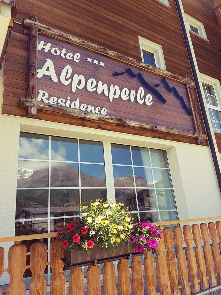 Hotel Alpenperle Saas Fee Exterior foto