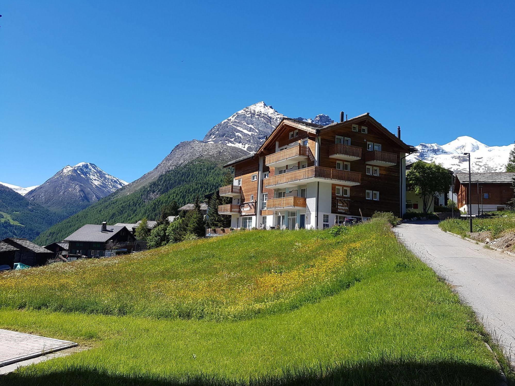 Hotel Alpenperle Saas Fee Exterior foto