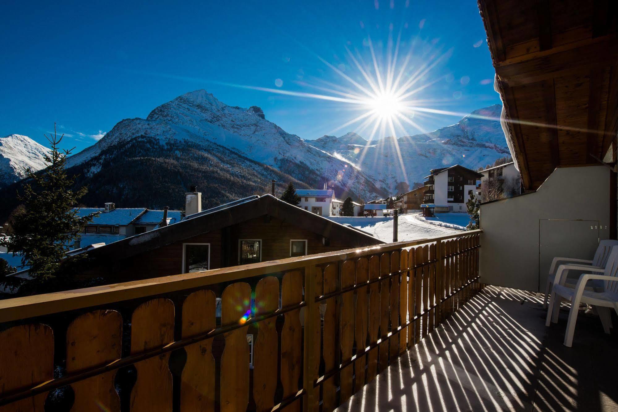 Hotel Alpenperle Saas Fee Exterior foto