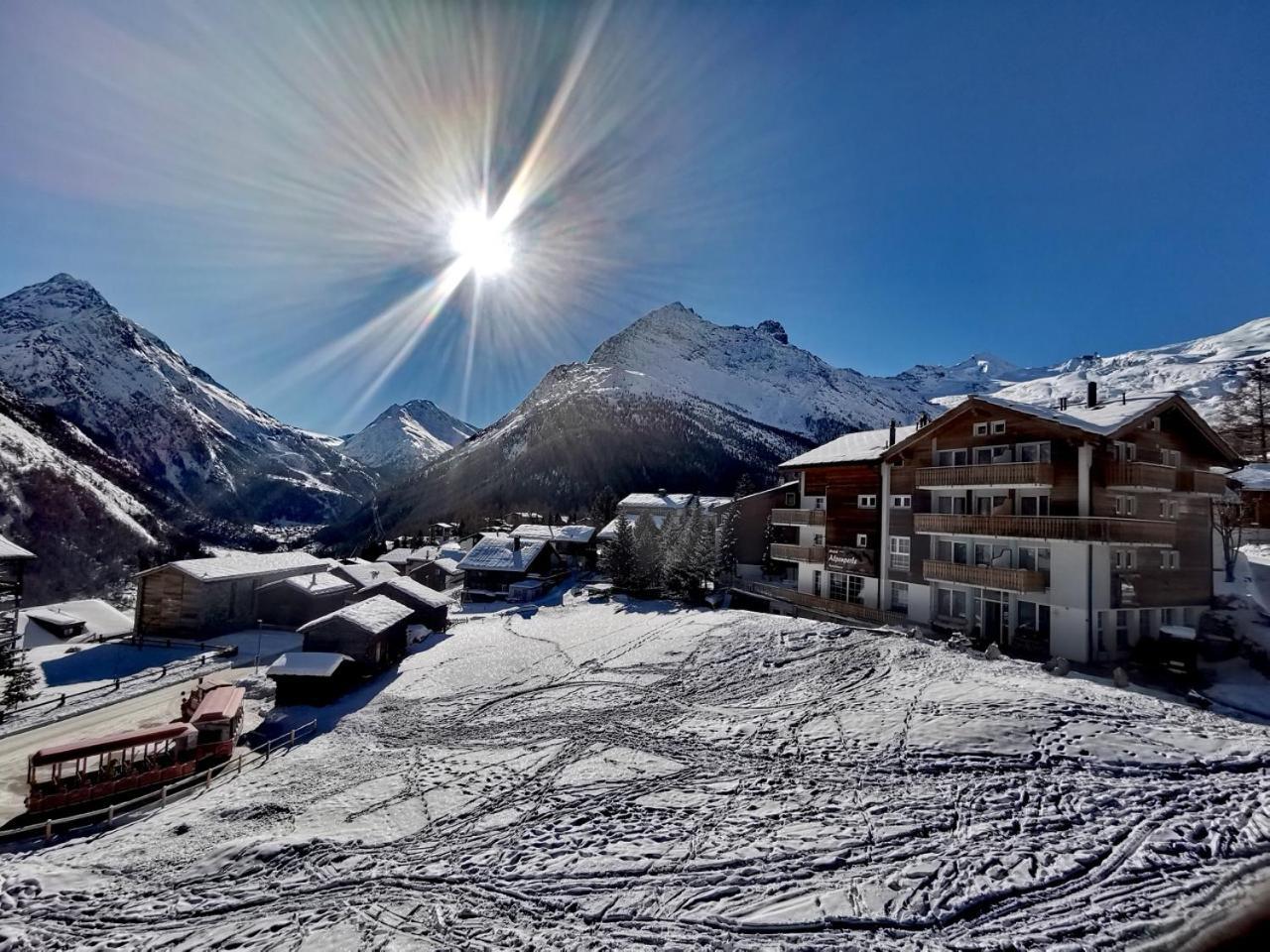 Hotel Alpenperle Saas Fee Exterior foto