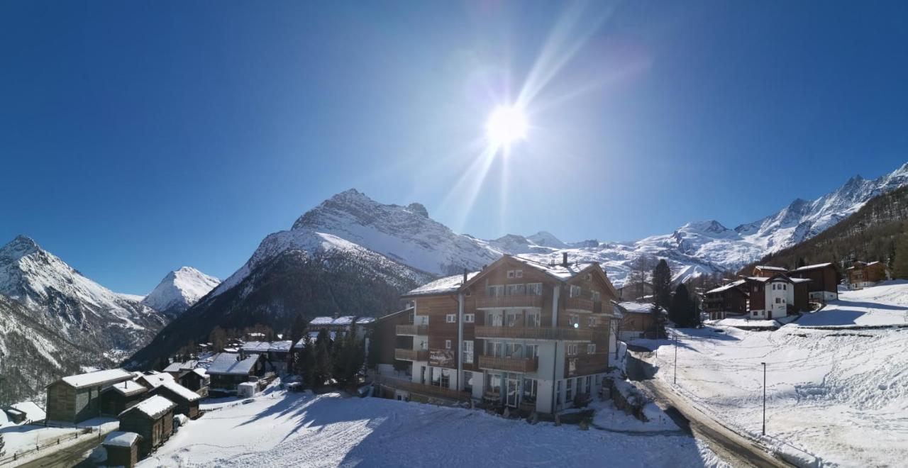 Hotel Alpenperle Saas Fee Exterior foto